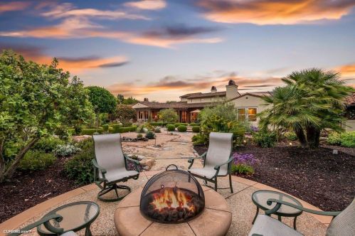 14203 Caminito Vistana, San Diego CA 92130-3724 exterior