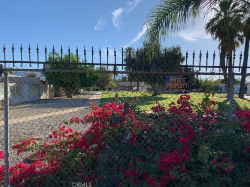 306 7th St, San Jacinto CA  92583-4710 exterior