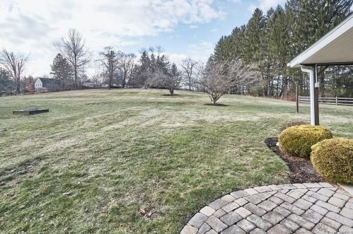 11 Fancher Rd, Warwick, NY 10990-3306