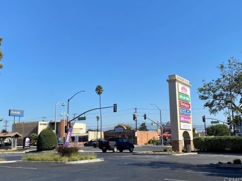 5101 Lindsey Ave, Pico Rivera CA  90660-2732 exterior