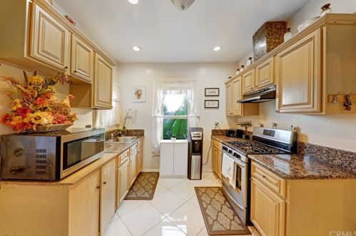 12156 Louise Ave, Lynwood CA  90262-3922 exterior