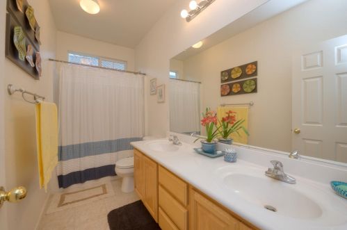20608 Sarazen Pl, Grayson CA  exterior