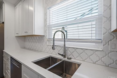 4835 122nd St, Hawthorne CA  90250-3507 exterior