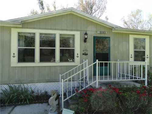 24836 Loyd St, Astor, FL 32102-3231