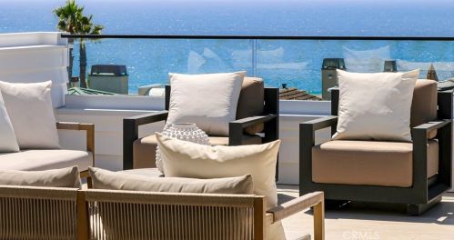 413 Bayview Dr, Manhattan Beach CA  90266-5717 exterior