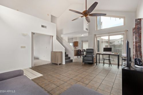 4131 Siesta Ln, Glendale AZ  85308-7502 exterior