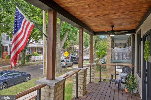 1307 S St, Washington, DC 20020-6926