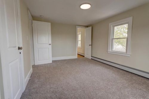 191 Lee St, Middletown CT  06457-5601 exterior