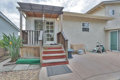 6832 Airoso Ave, San Diego CA  92120-5323 exterior