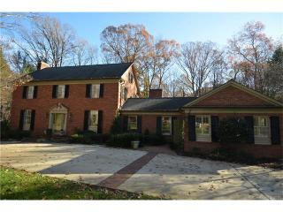 317 Valley Stream Rd, Statesville, NC 28677-5428