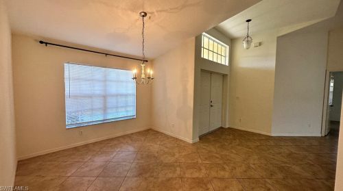 27 28th St, Cape Coral, FL 33993-3004