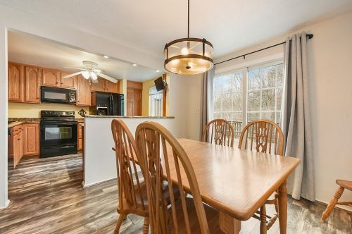 426 Maxwell St, Pittsburgh PA  15205-2517 exterior