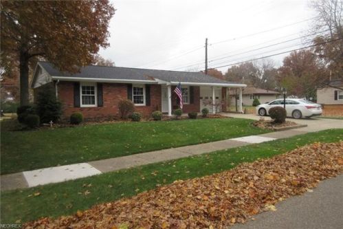 405 Shafer Ave, Parral, OH 44622-2141