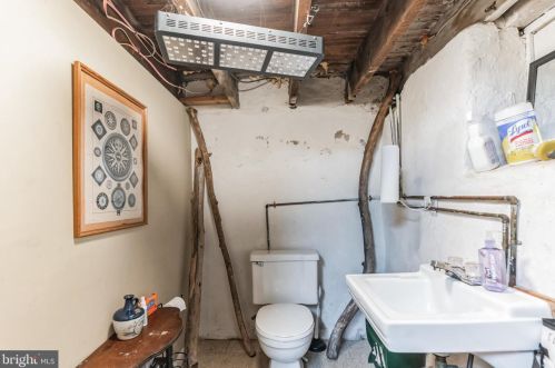 325 Brighton Ter, Holmes PA  19043-1010 exterior