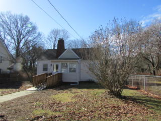 78 Sunnyside Ct, Milford, CT 06460-3432