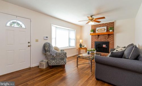 1201 Dewberry Dr, Fredericksburg VA  22407-4881 exterior