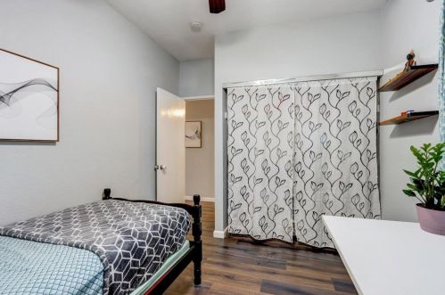 230 Birch Creek Dr, Pleasanton CA  94566-6781 exterior