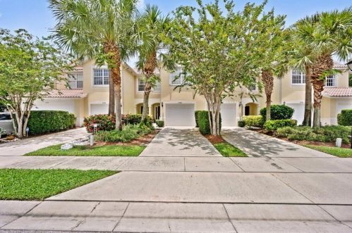 1173 Pinewood Lake Ct, West Palm Beach, FL 33415-1522
