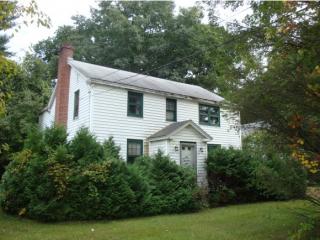 270 Governor Hunt Rd, Vernon VT  05354-9301 exterior
