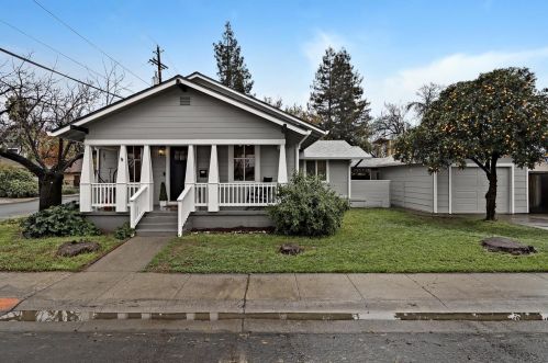 28 Edwards St, Winters, CA 95694-1715