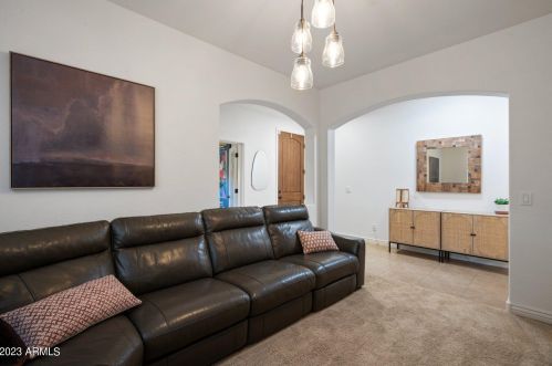 28305 44th Way, Cave Creek AZ  85331-3641 exterior