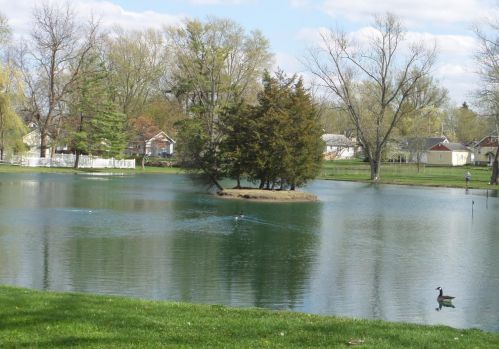 341 Anderson St, Crown Point IN  46307-3201 exterior