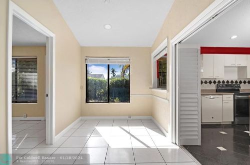 2622 13th St, Delray Beach FL  33445-1327 exterior