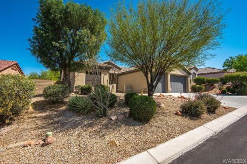 2819 Fort Silver Dr, Bullhead City, AZ 86429-1111