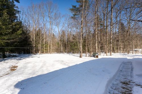 16 Saddle Back Cir, Ellsworth NH  03223-4748 exterior