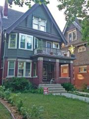 3243 Hackett Ave, Milwaukee WI  53211-3140 exterior