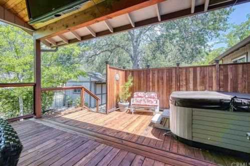 19780 Honey Hill Dr, Middletown CA  95467-8380 exterior