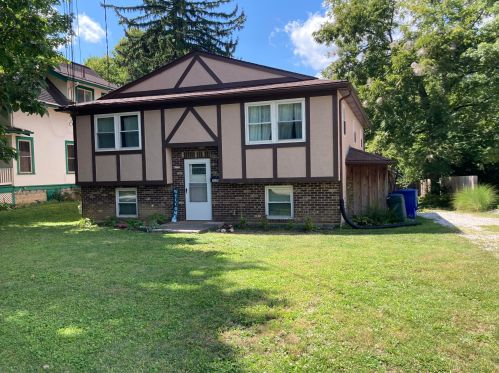 217 Lake St, Delaware, OH 43015-1821
