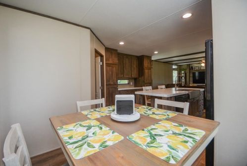 434 County Road 2313, Mont Belvieu TX  77535 exterior