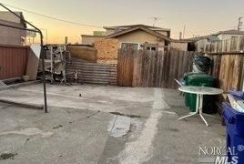 2321 Clinton Ave, Richmond CA 94804-1415 exterior