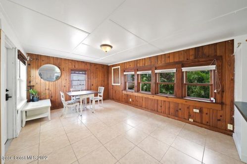 2915 Indian Riv Dr, Cocoa FL 32922-6607 exterior