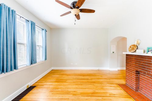 145 7th St, Chillicothe, OH 45601-3352