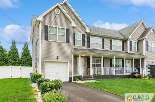 313 Pitt St, South Plainfield, NJ 07080-3331