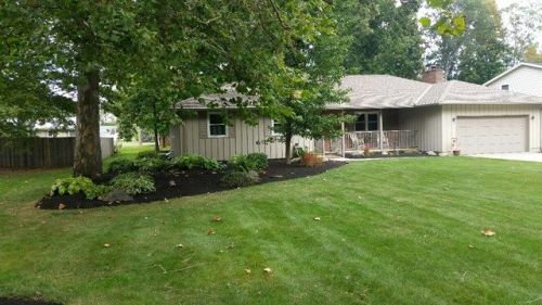 838 Oak Dr, Marion, OH 43302-8468