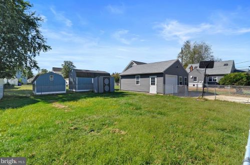 304 2 Ave, Harrington DE  19952-1143 exterior
