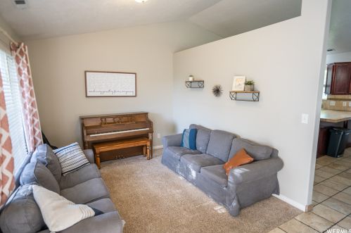 1988 860, Orem, UT 84057-8606