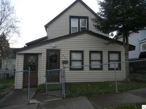605 23rd Ave, Duluth MN  55806-1549 exterior