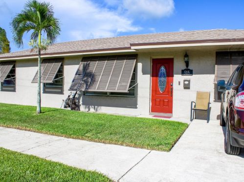 515 8th St, West Palm Beach FL  33403-3101 exterior