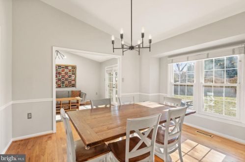 816 Anne St, Leesburg VA  20175-3426 exterior