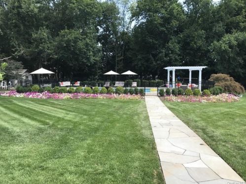 259 Sickletown Rd, West Nyack NY  10994-2905 exterior