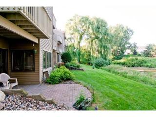 6095 Courtly Alcove, Saint Paul, MN 55125-3931