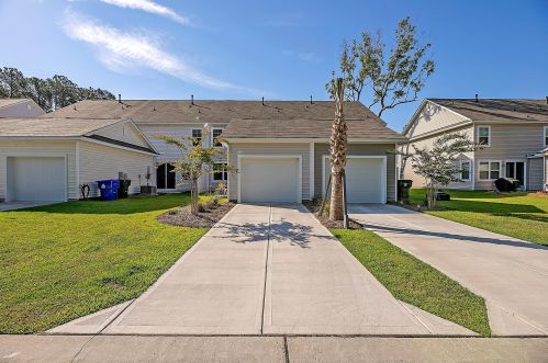 1869 Towne St, Johns Island SC  29455 exterior