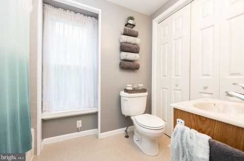 672 Manatawny St, Pottstown PA  19464-9407 exterior