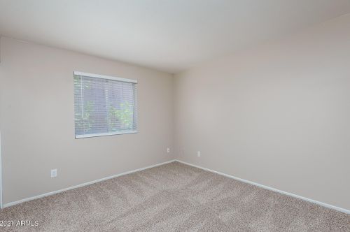 2209 Everett Dr, Phoenix AZ  85022-4109 exterior