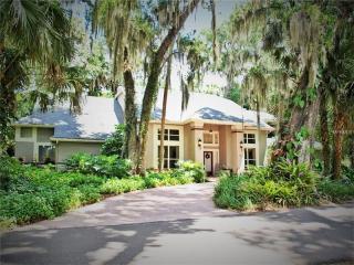 480 Stone Island Rd, Deltona, FL 32725-2481