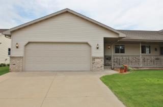 692 Elderberry Ln, Kaukauna, WI 54130-1059